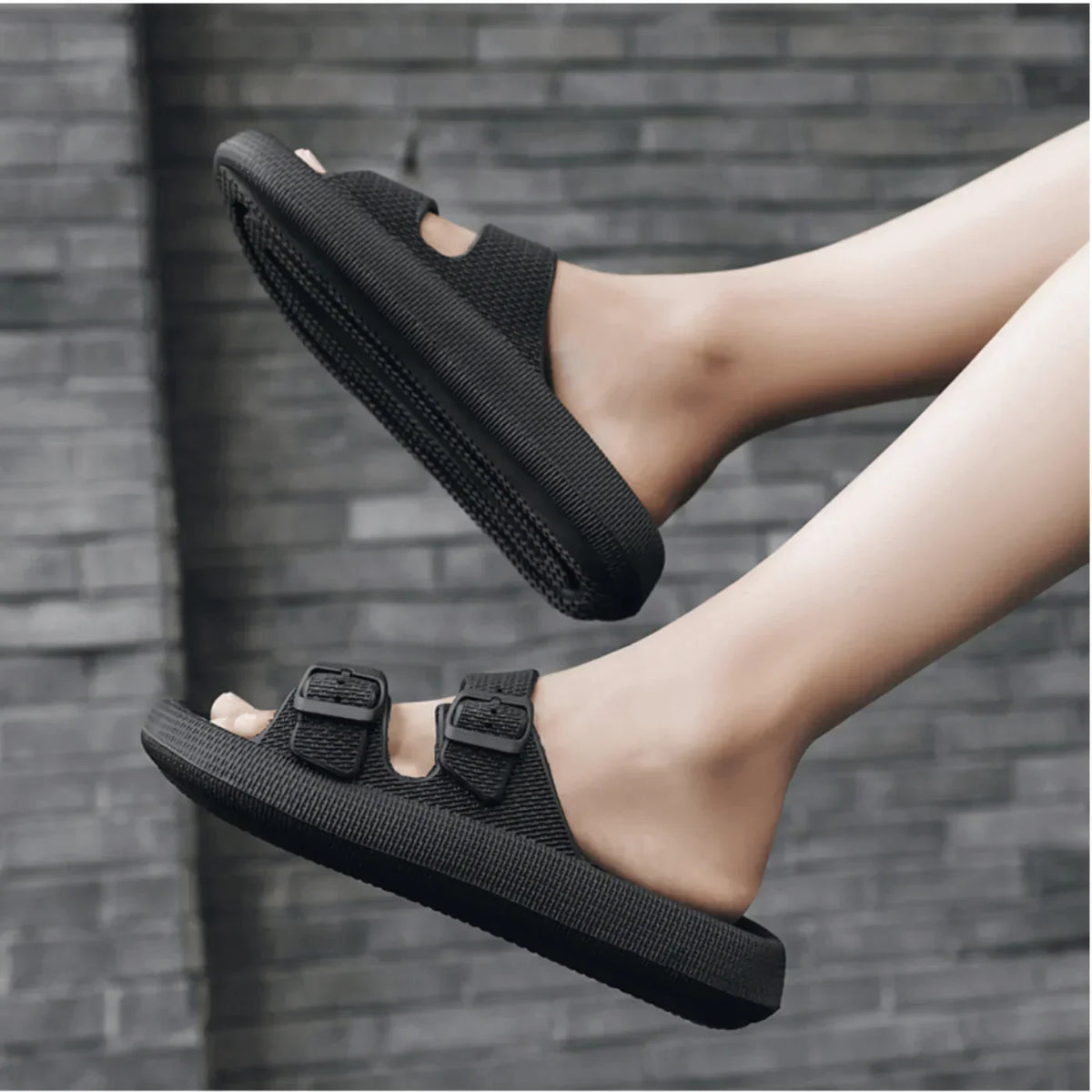 Claquettes Ultra-Douces à Brides Réglables