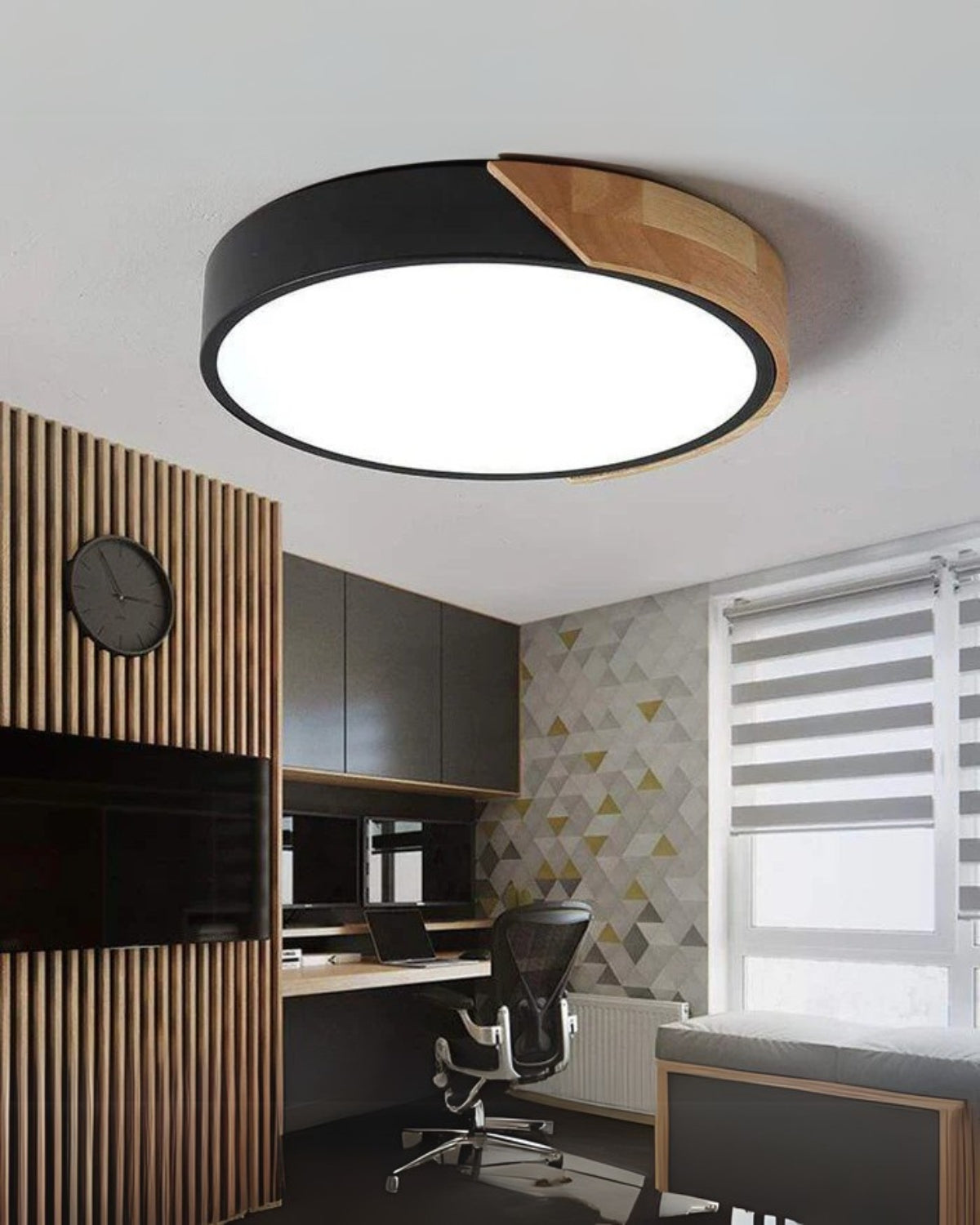 Plafonnier minimaliste à courbes douces, accent bois