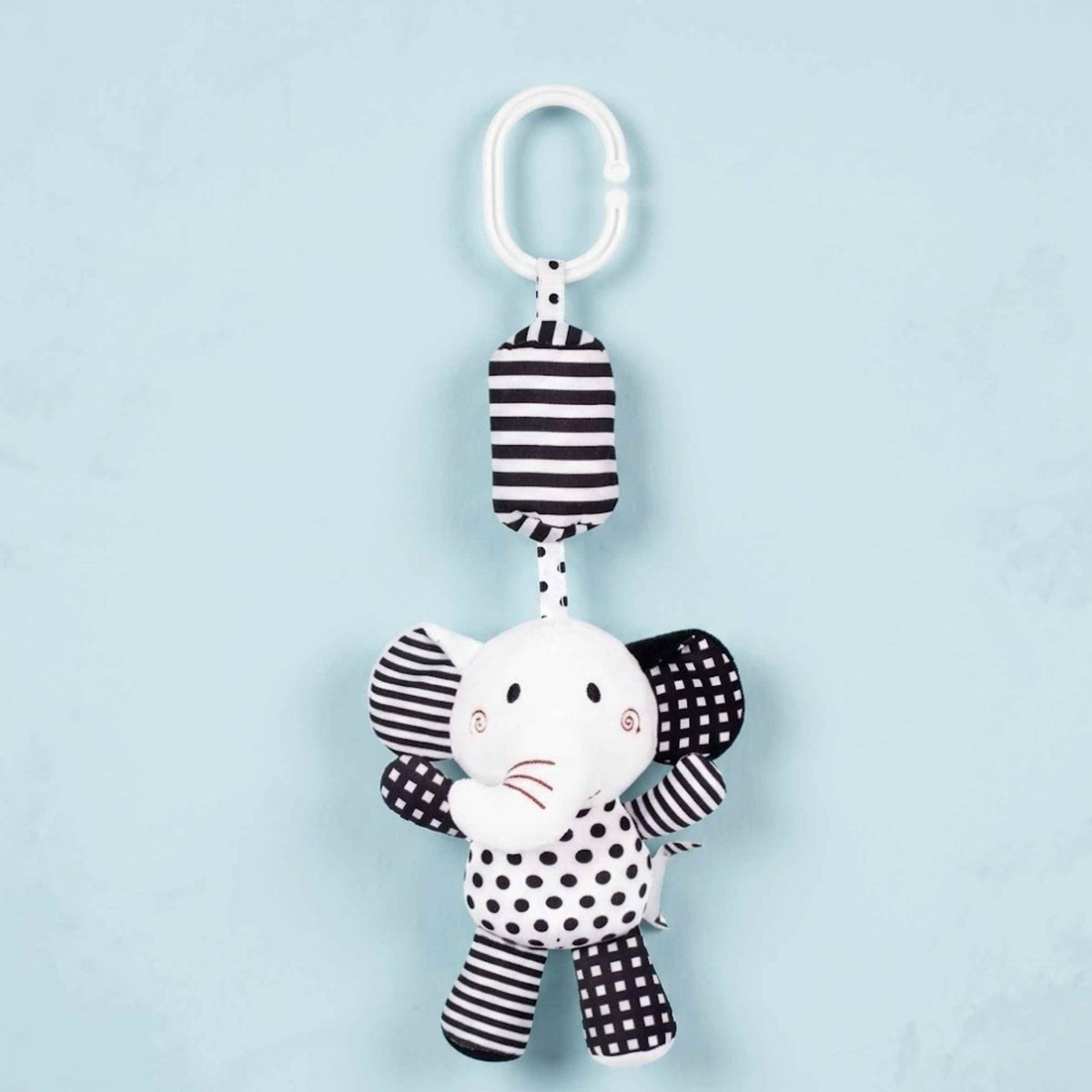 Hochet à suspendre en peluche noir et blanc