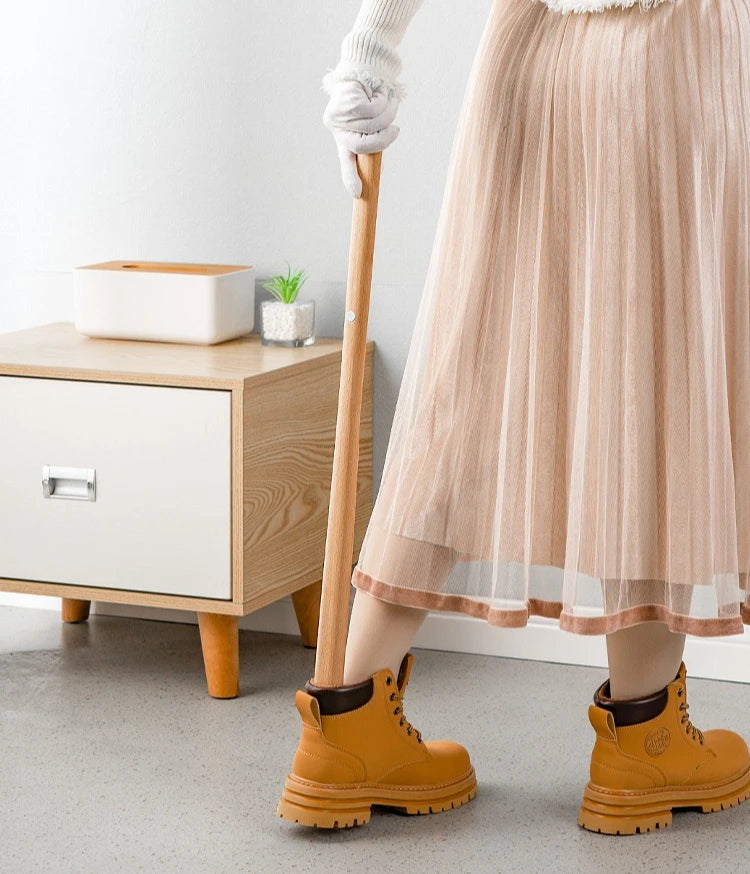 Extra-Long Ergonomic Shoe Horn