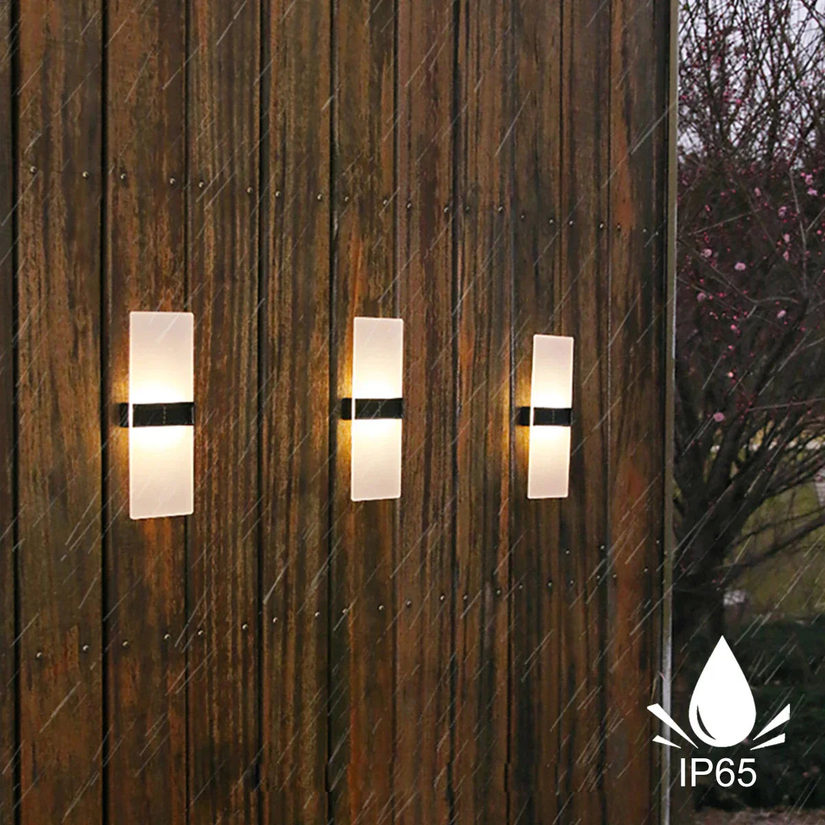 Applique Murale Extérieur Solaire LED Design | Éclairage Écologique et Moderne pour Votre Jardin 4