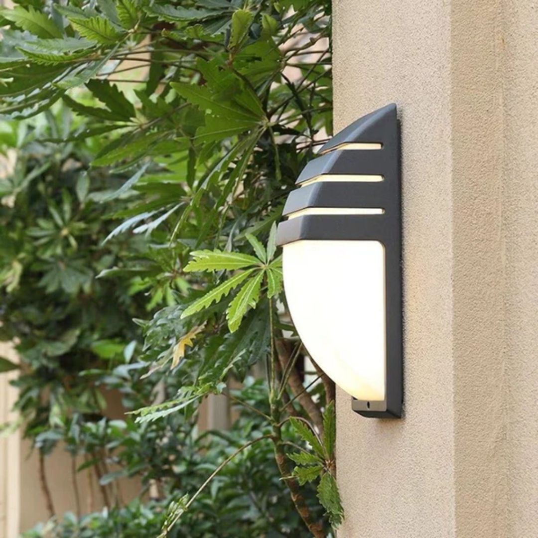 Applique Murale LED Minimaliste avec Détecteur de Mouvement | Éclairage Automatique Élégant pour Espaces Extérieurs 4