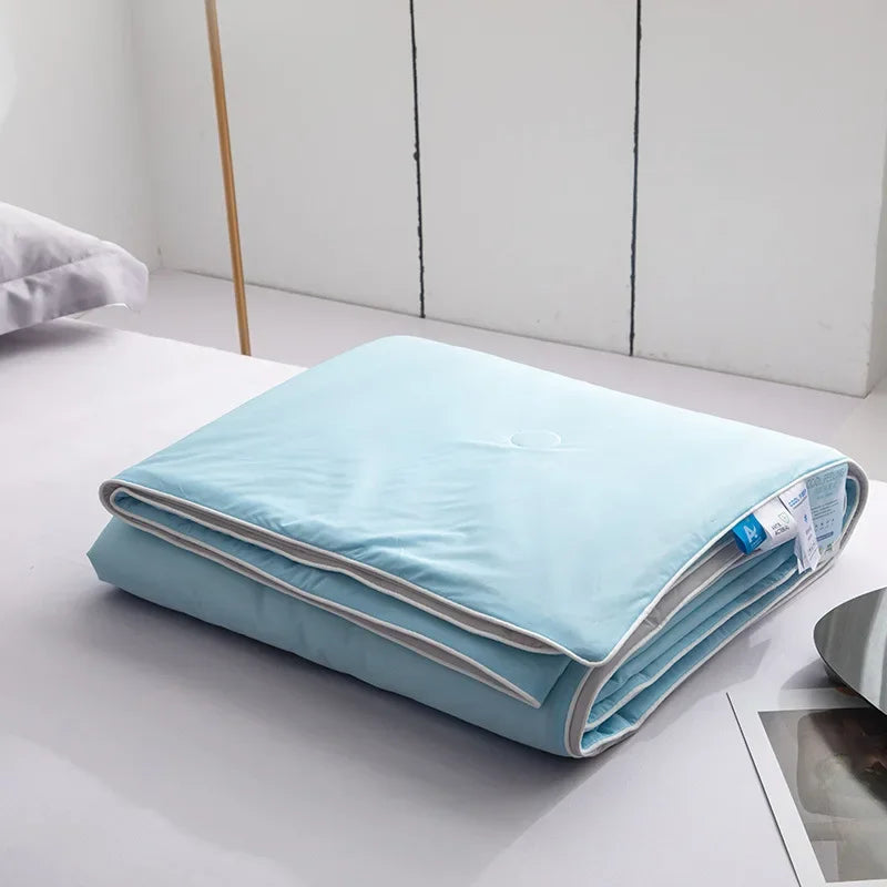 Couverture en Soie Glacée Double Face | Confort Thermique et Élégance pour des Nuits d'Été Apaisantes 6
