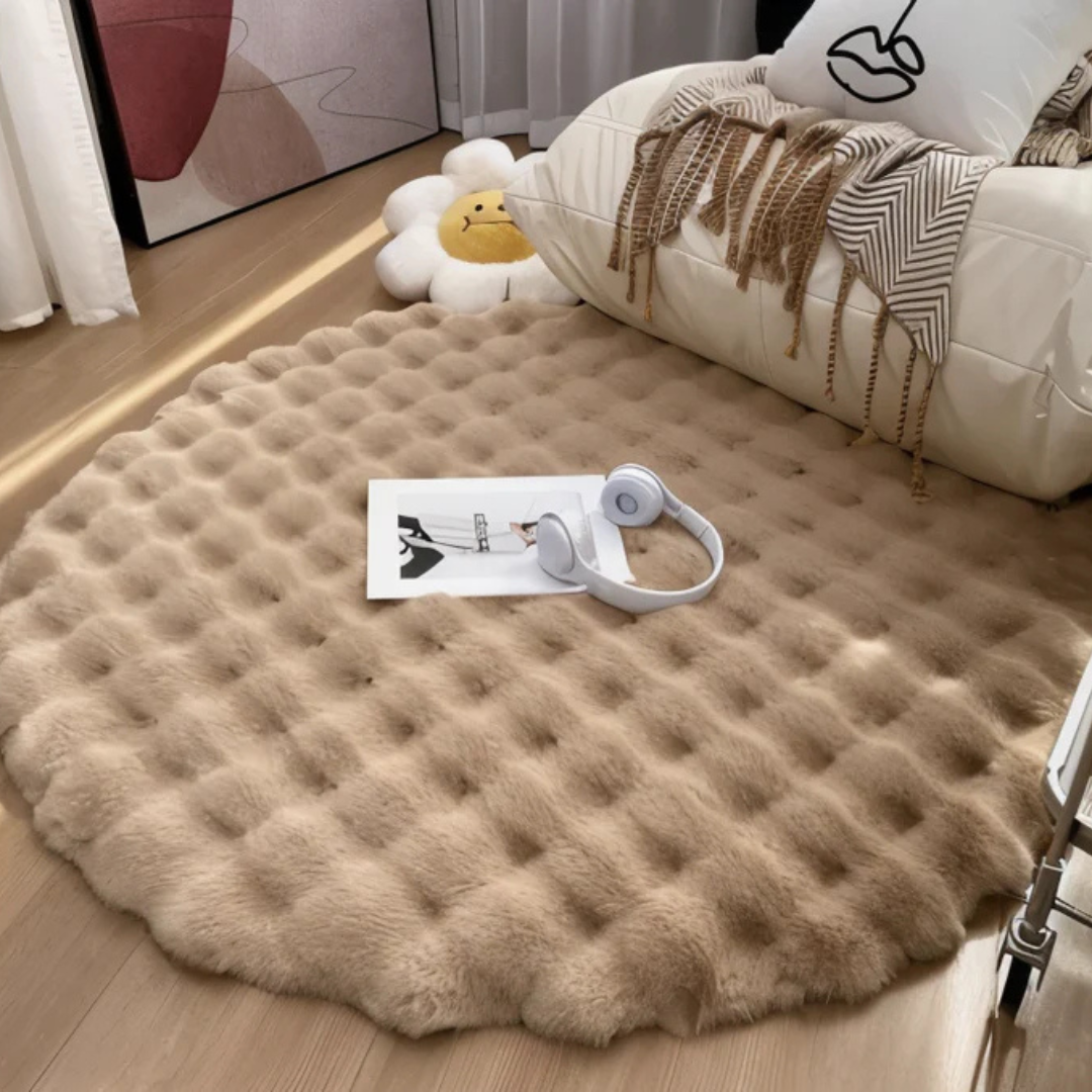 Cozy Textured Faux-Fur Round Rug
