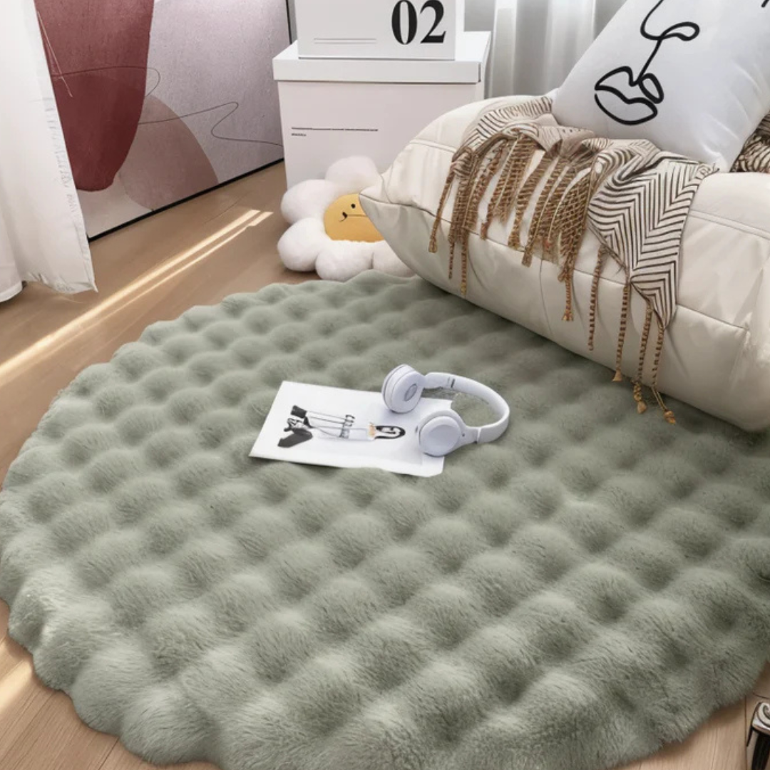 Cozy Textured Faux-Fur Round Rug