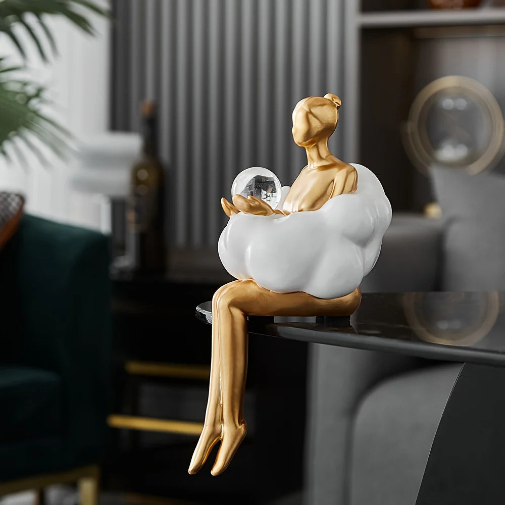 Sculpture Femme Dorée sur Nuage – Décor Étagère