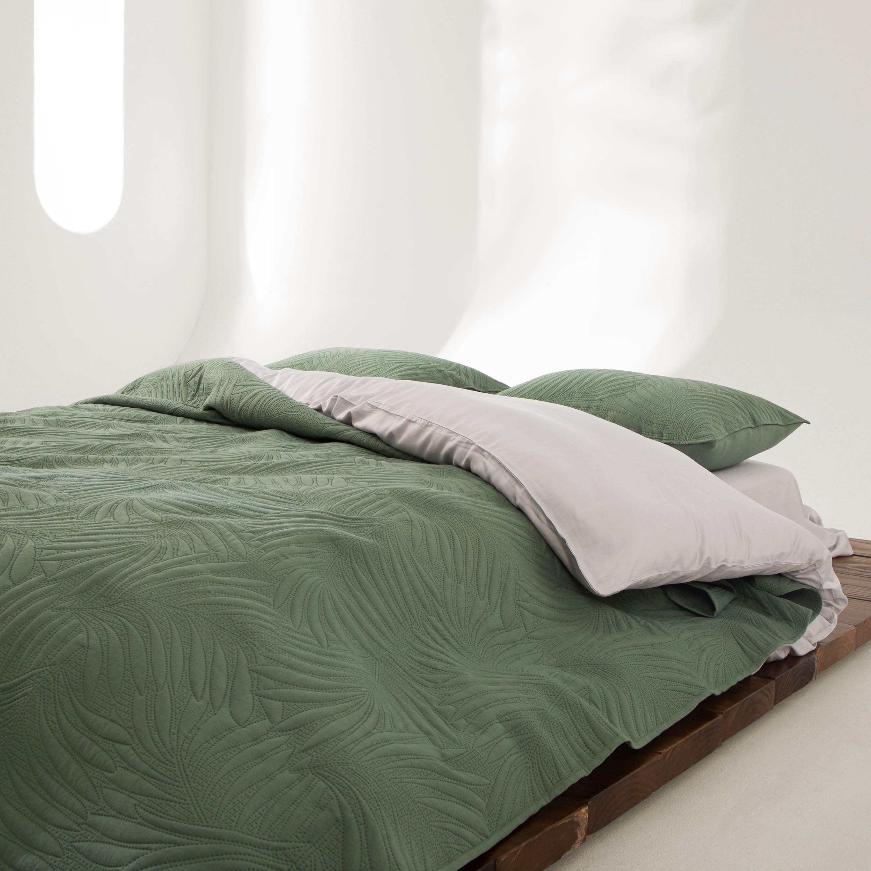 Snag Free Quilt - Pet Friendly