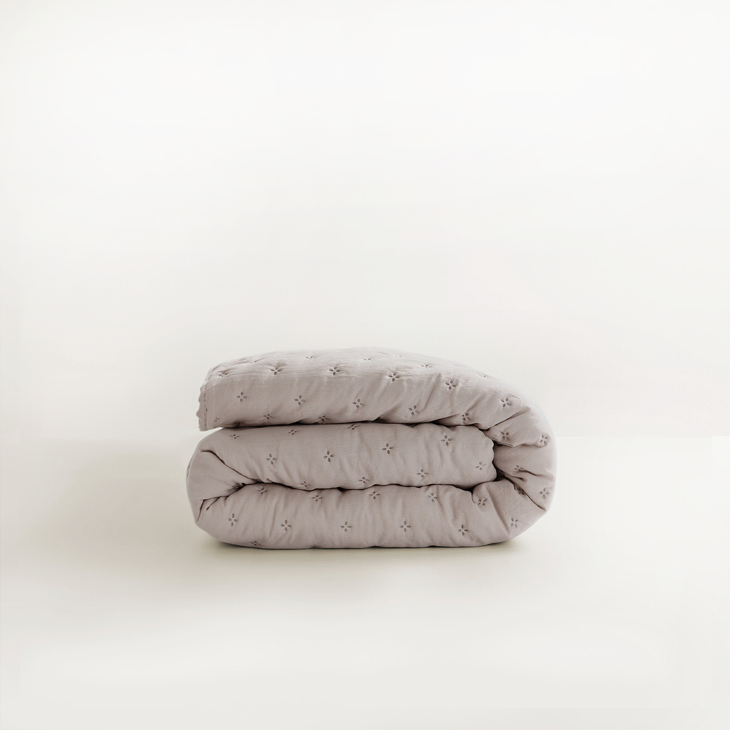Snag Free Quilt - Pet Friendly
