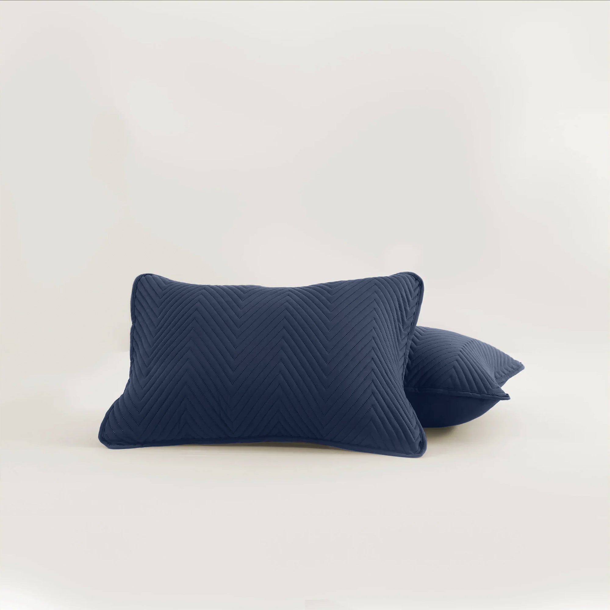 Snag Free Quilt - Pet Friendly