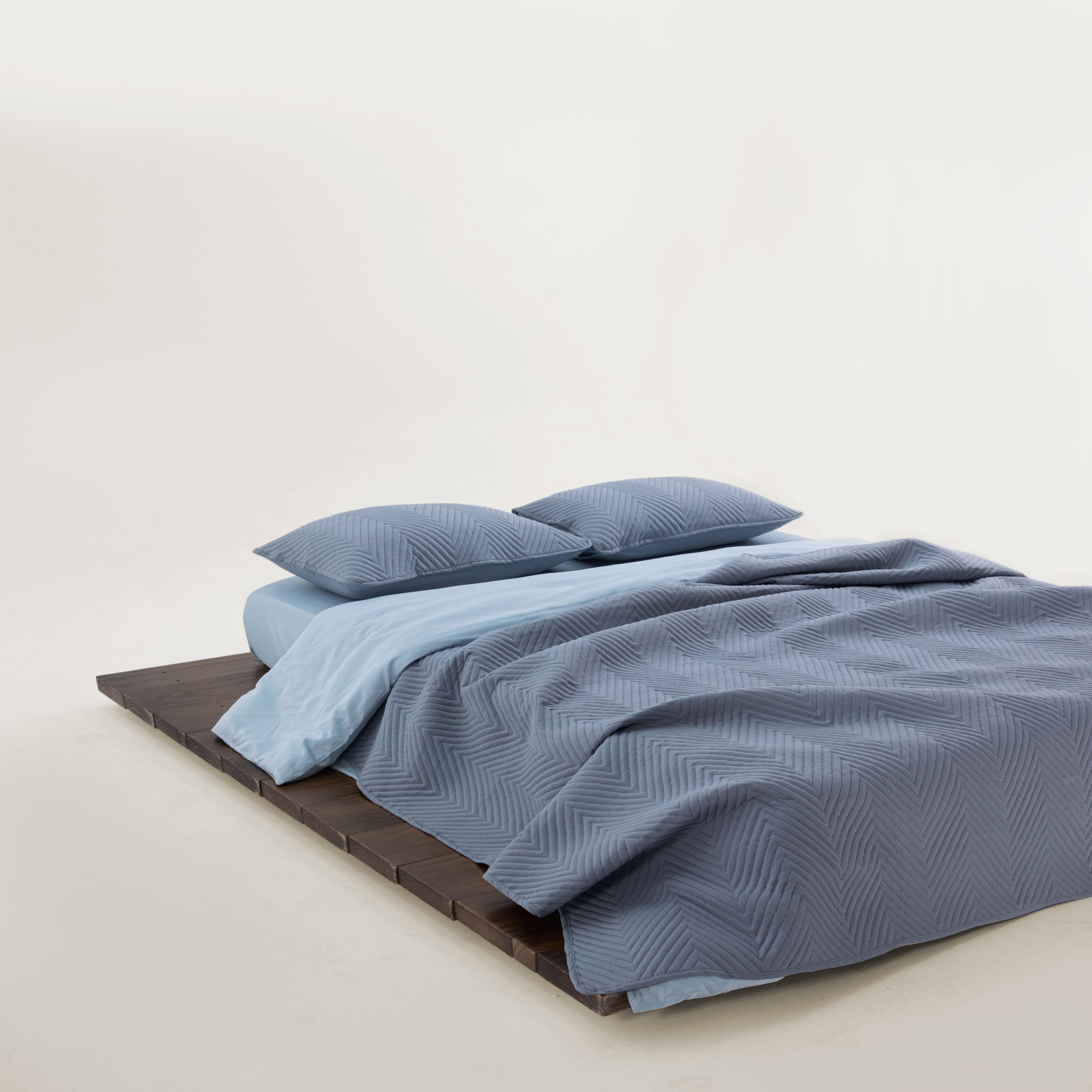 Snag Free Quilt - Pet Friendly