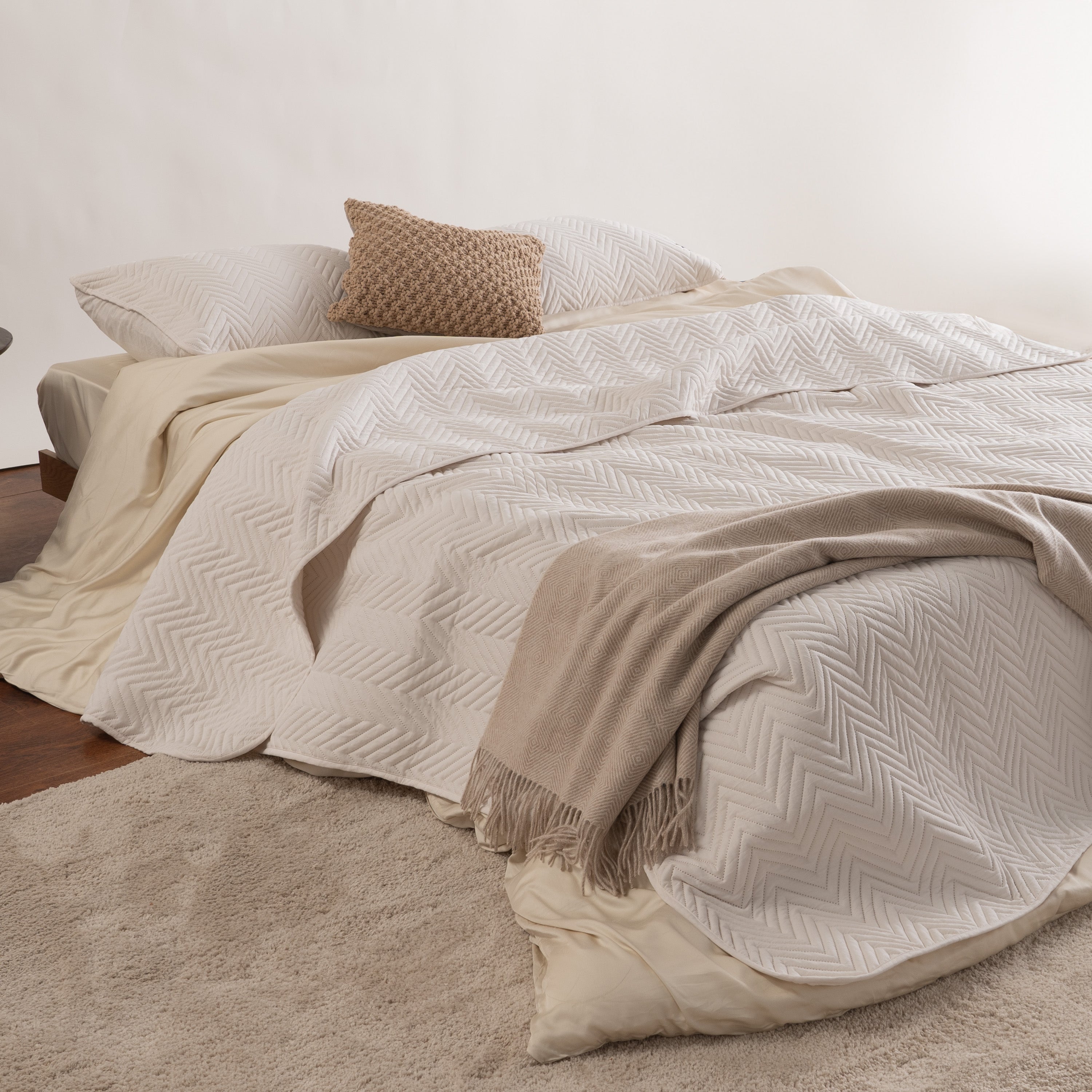 Snag Free Quilt - Pet Friendly