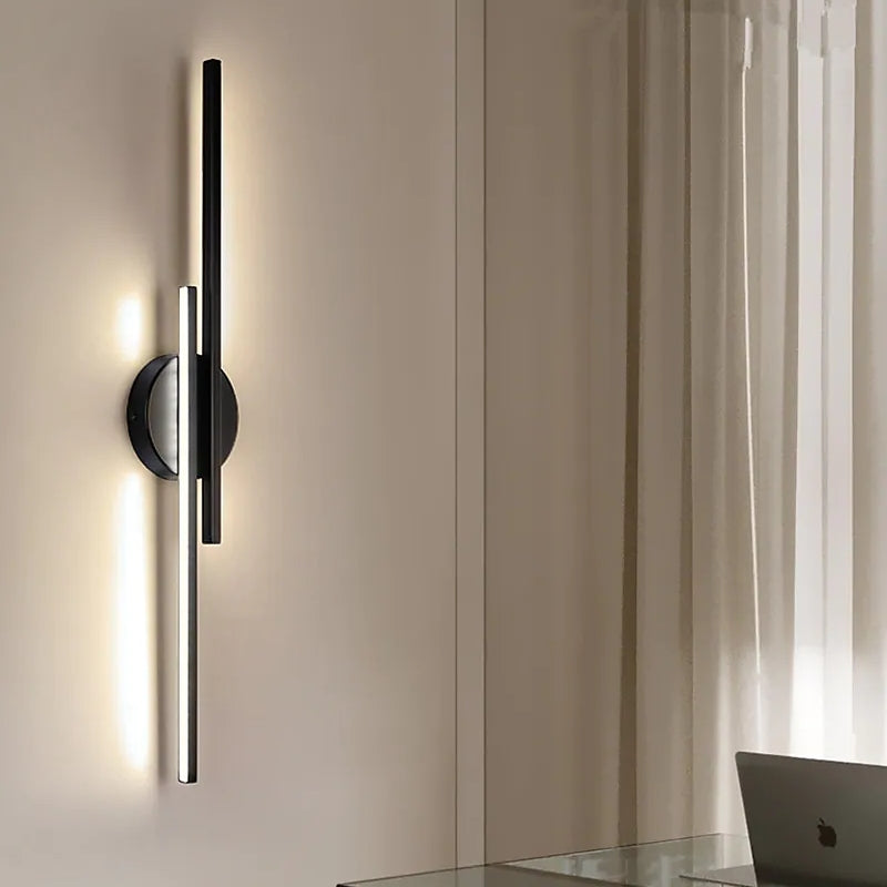 Applique murale LED design linéaire et disque