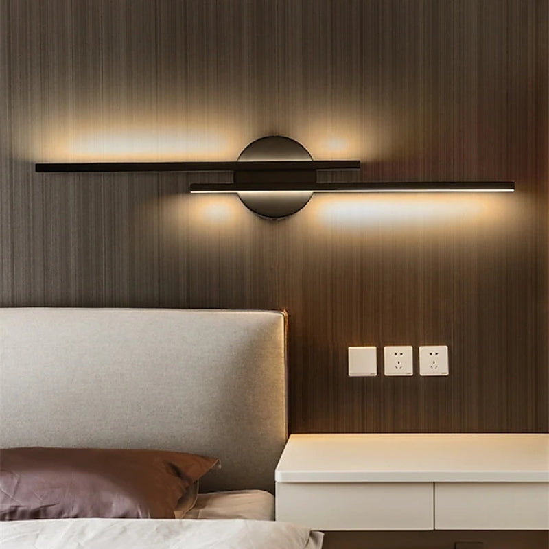 Applique murale LED design linéaire et disque