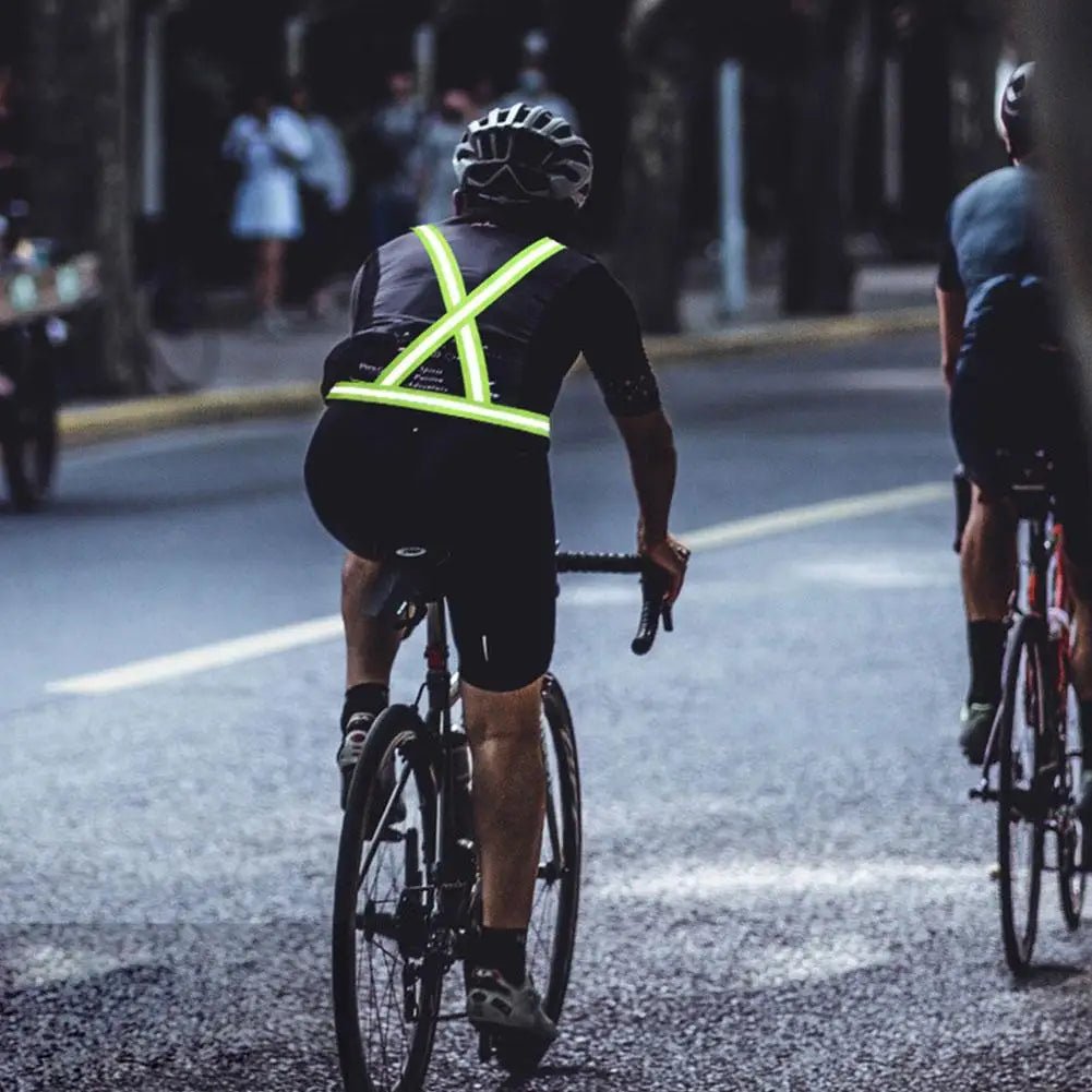 Shiatrax Gilet Réfléchissant Course et Vélo Grande Poche