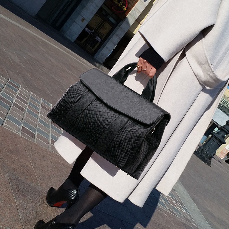 Sac cabas moyen imprimé croco noir en similicuir