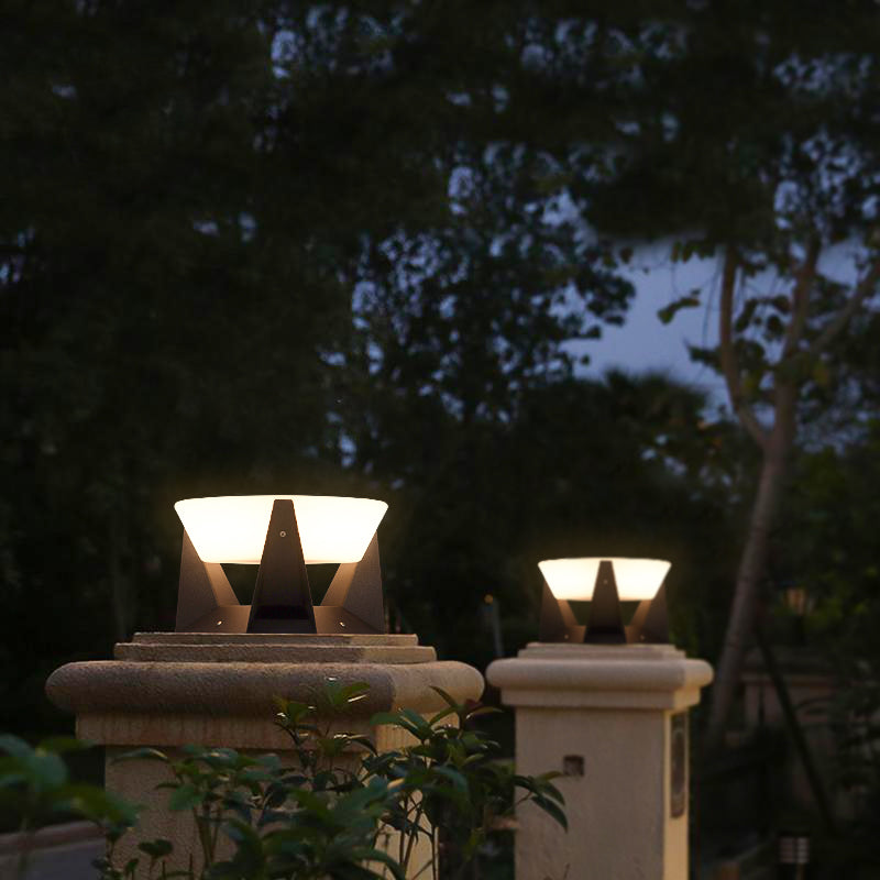 Lampe Solaire Extérieur LED IP65 | Éclairage Minimaliste et Écologique pour Allées et Terrasses 1