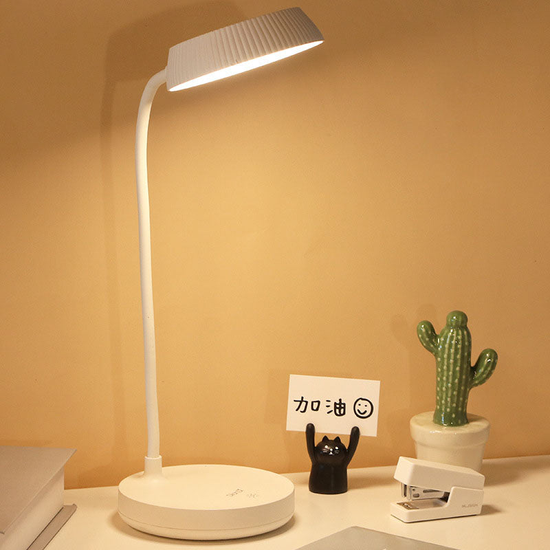 Lampe de Bureau Design : Élégance Naturelle en Lumière – Minimaliste 9