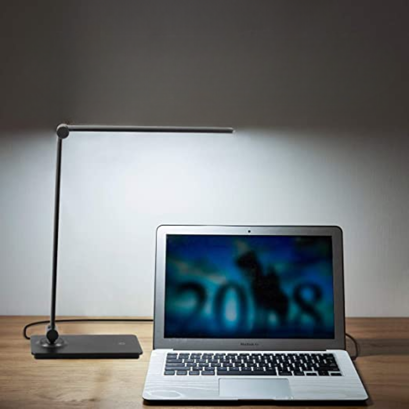 Lampe de Bureau LED : Élégance Naturelle en Lumière – Design Tactile 4