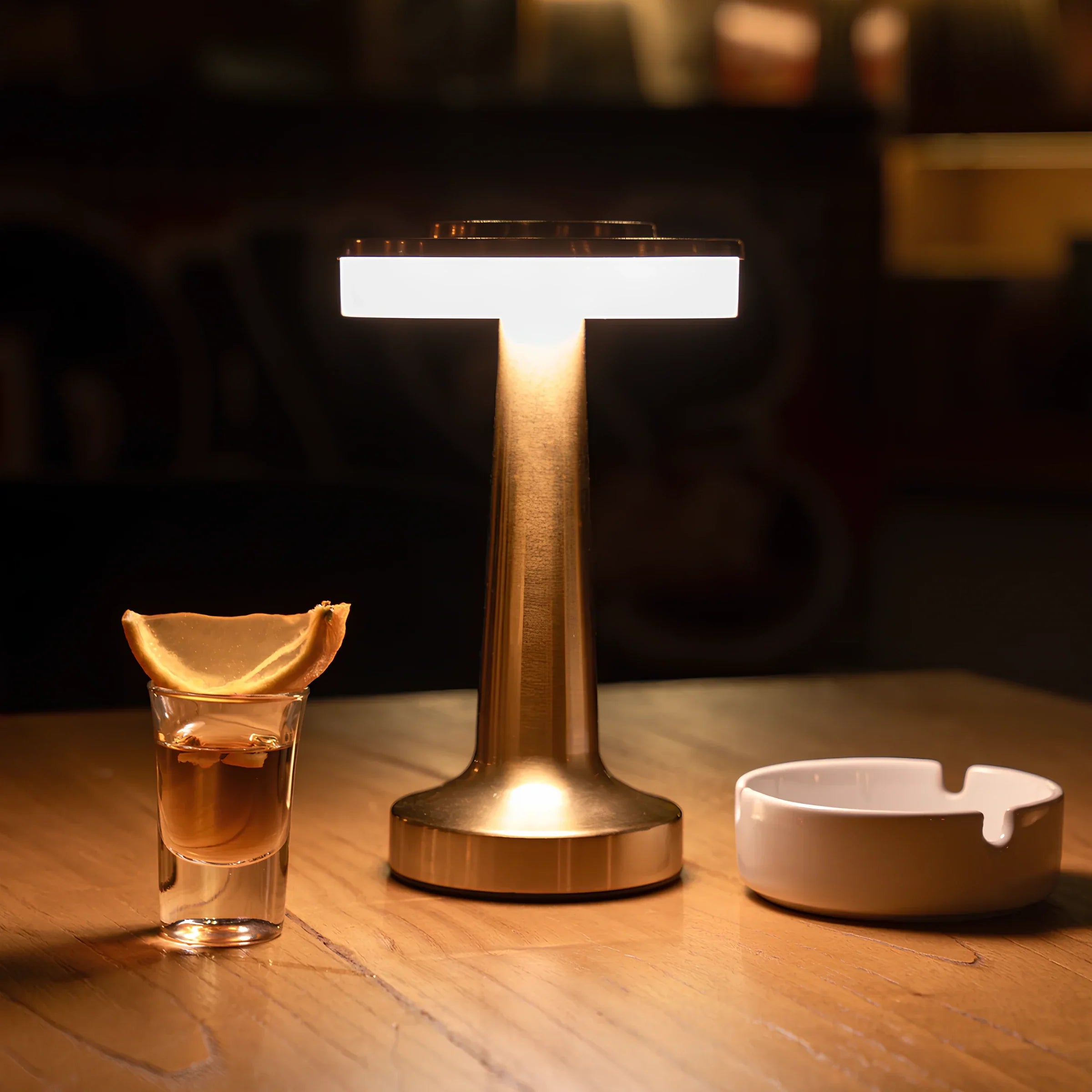 Lampe de Table Rechargeable : Élégance Naturelle en Lumière – Design Moderne 2