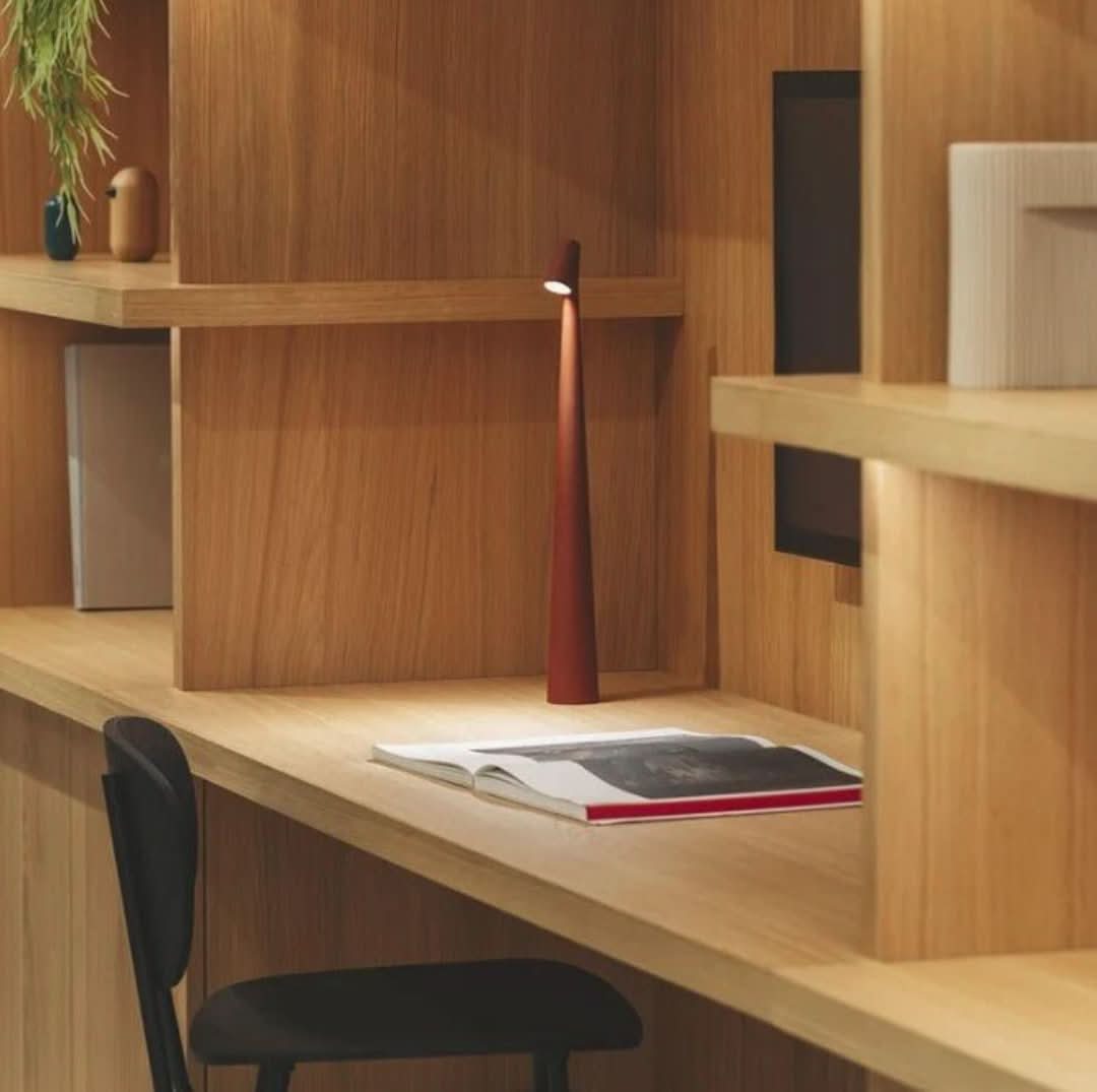 Lampe de Table : Élégance Naturelle en Lumière – Design Minimaliste 3