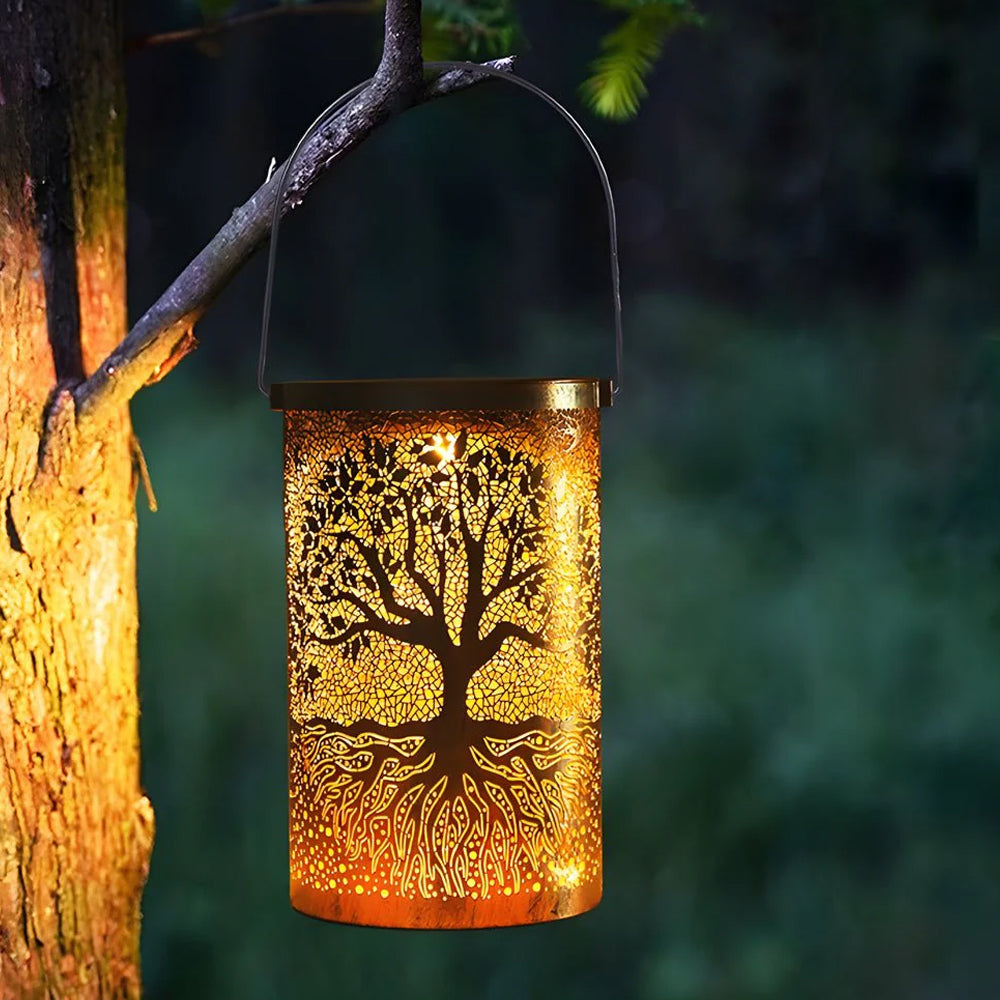 Lanterne Solaire en Fer avec Motif Arbre | Éclairage Élégant et Enchanteur pour un Jardin Magique 1