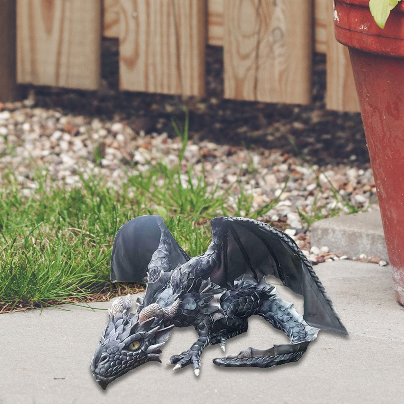 Statue Dragon Gardien Accroupi Style Gothique