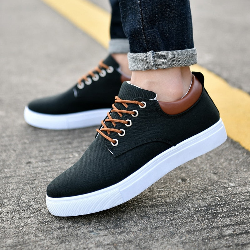 Men's Stylish Canvas Sneakers - Comfortable Trainers for Every Occasion