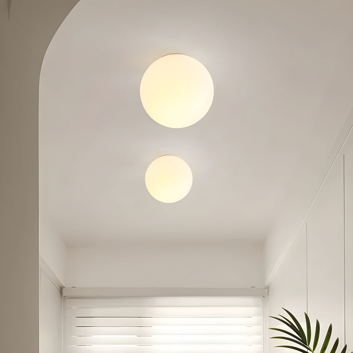 Round Frosted Glass Wall Light, E27 Socket