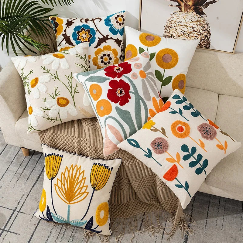 Housse de coussin brodée fleurs, style campagne