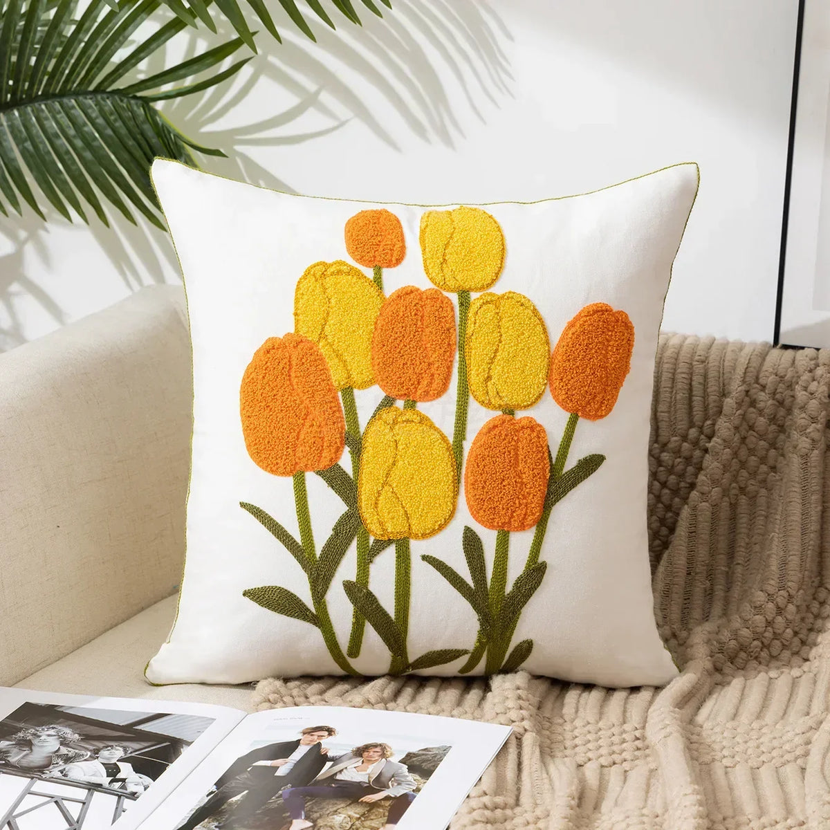 Housse de coussin brodée fleurs, style campagne