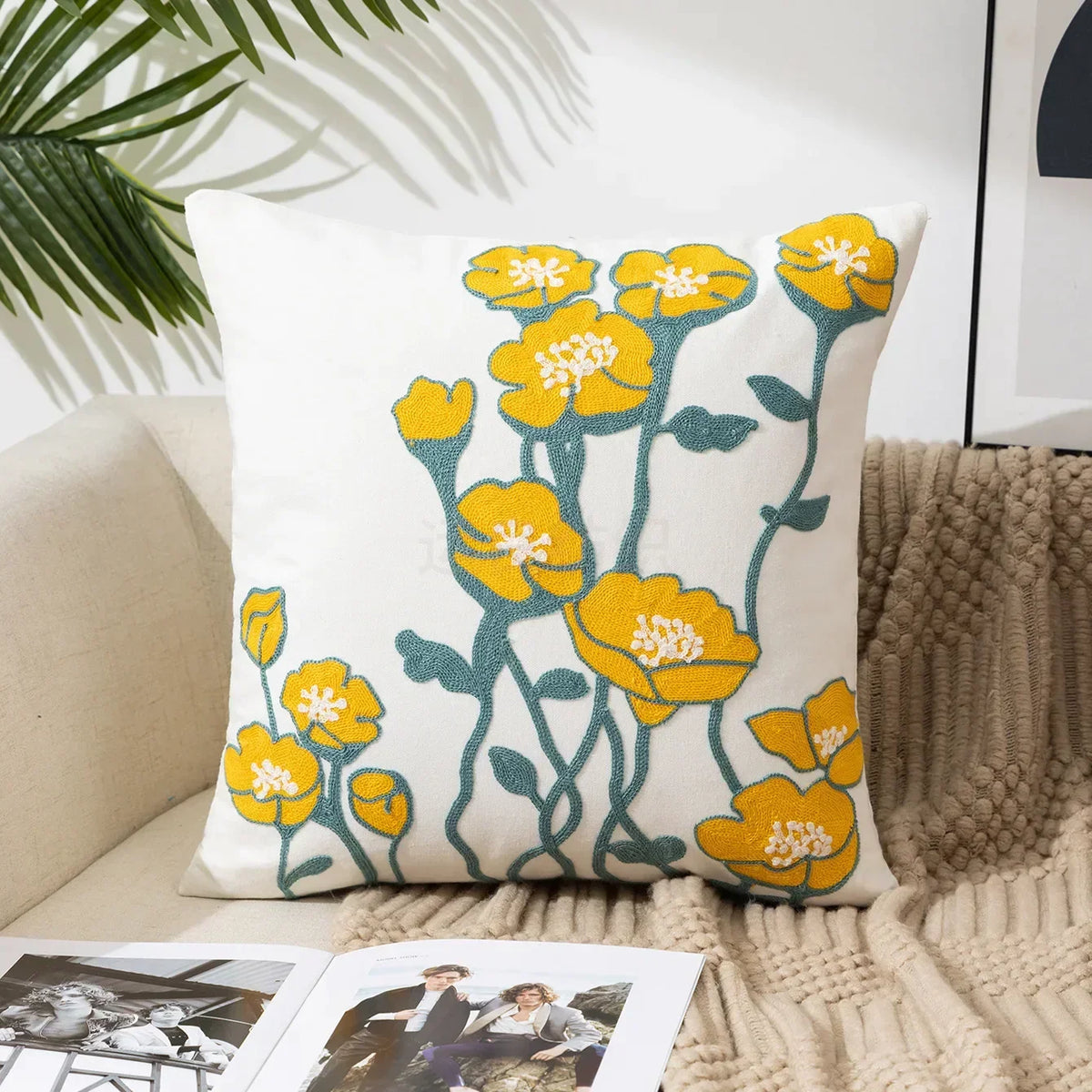 Housse de coussin brodée fleurs, style campagne