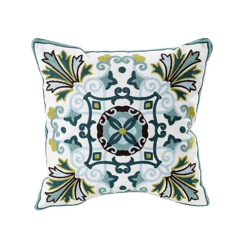 Housse de coussin brodée fleurs, style campagne
