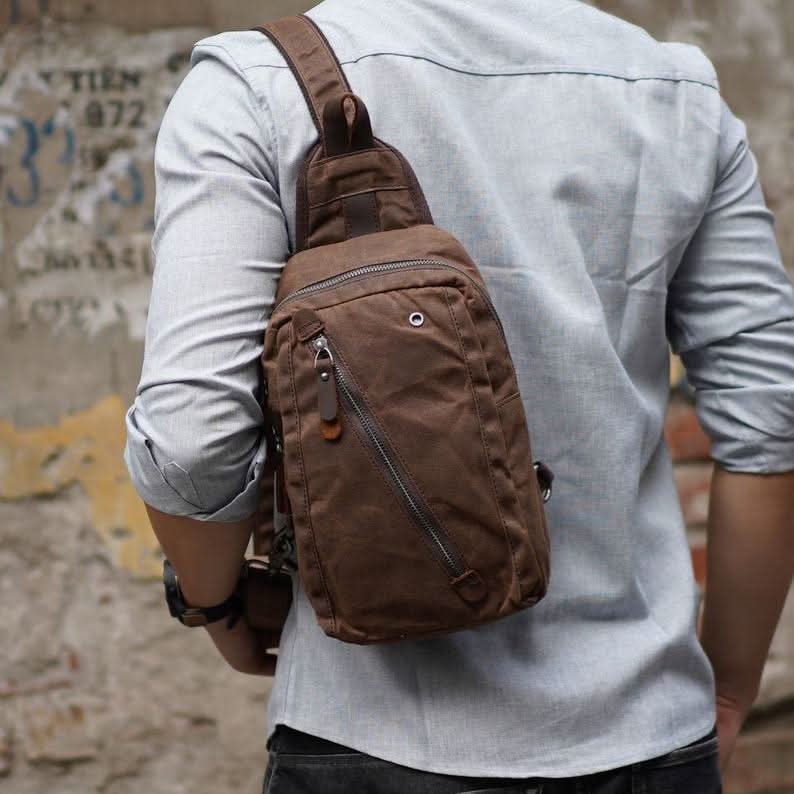 Sac à Dos Femme en Toile Cirée RUGVANA | Élégance Imperméable pour un Style Actif et Organisé 4