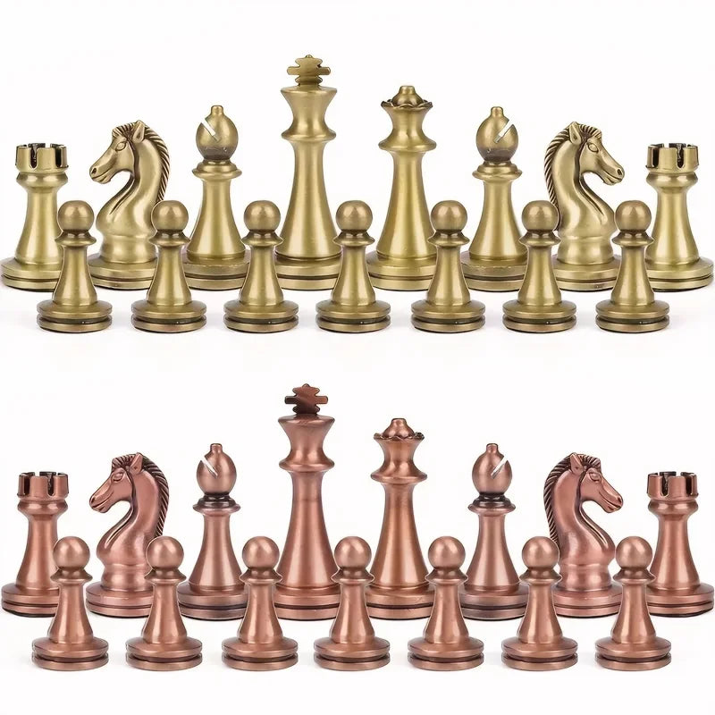 Jeu d'échecs en bois massif, pièces bronze antique