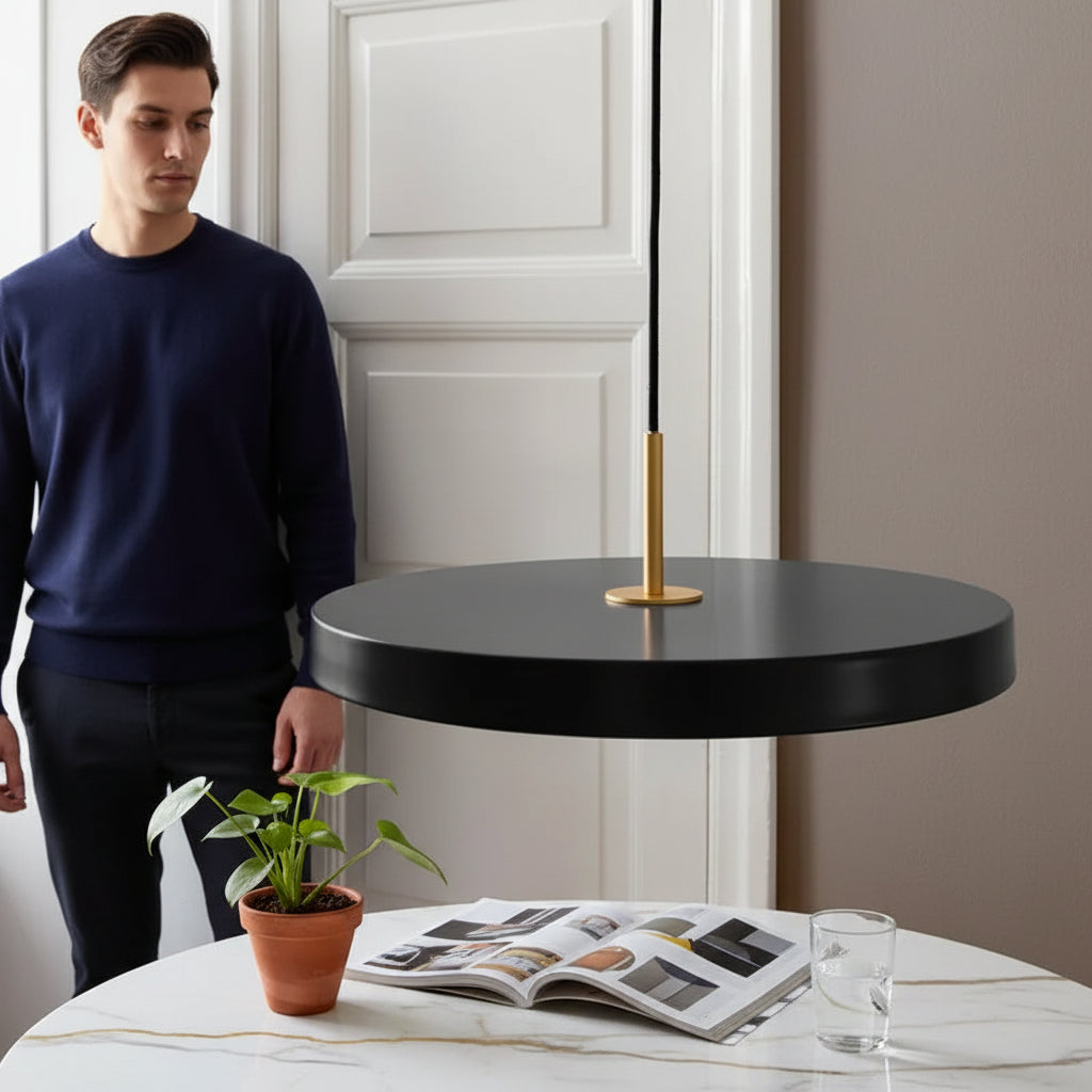 Suspension Élégante en Design Minimaliste – Lumière Douce 2