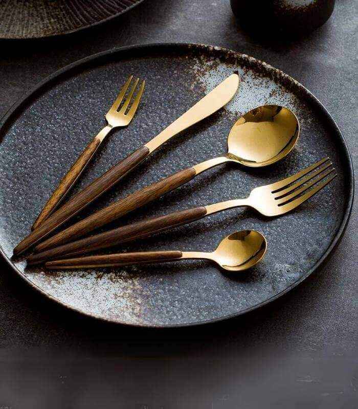 Wood-Handled Steel Cutlery Set, 16 Pieces, Gold or Silver
