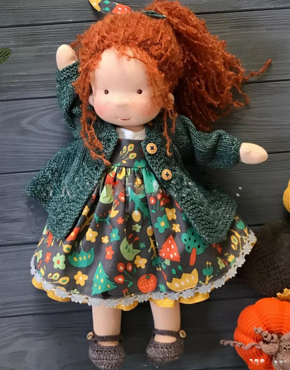 Poupée Waldorf Fait Main en Mohair et Bouclé - Poupée Rowena
