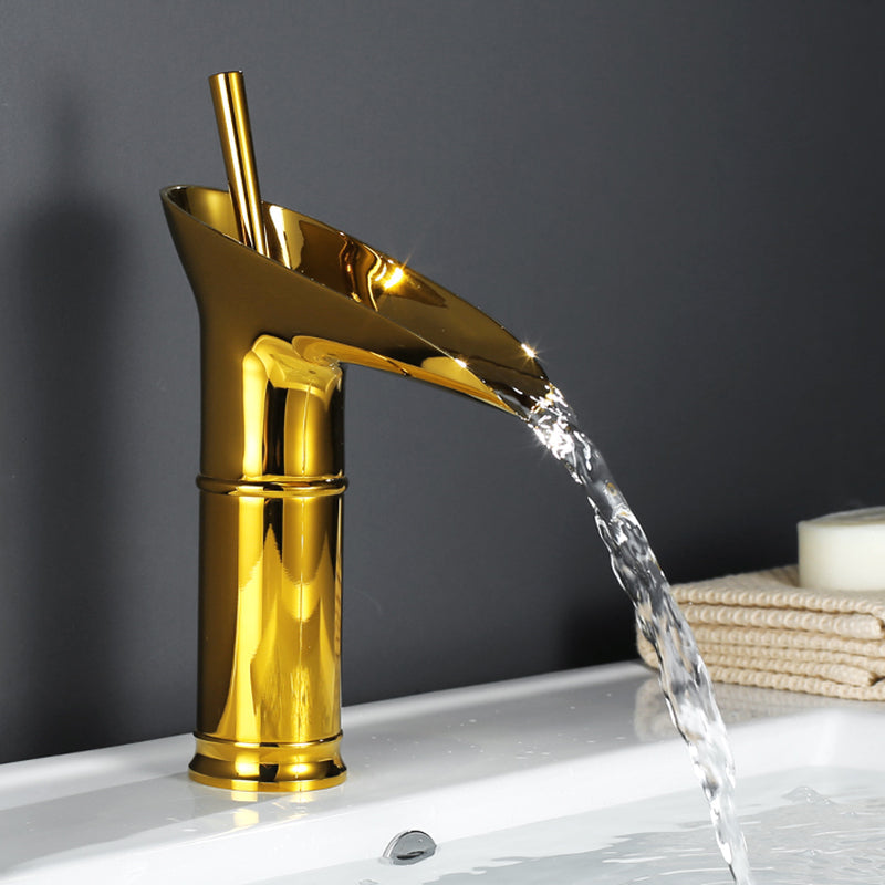 Robinet de lavabo cascade en laiton massif
