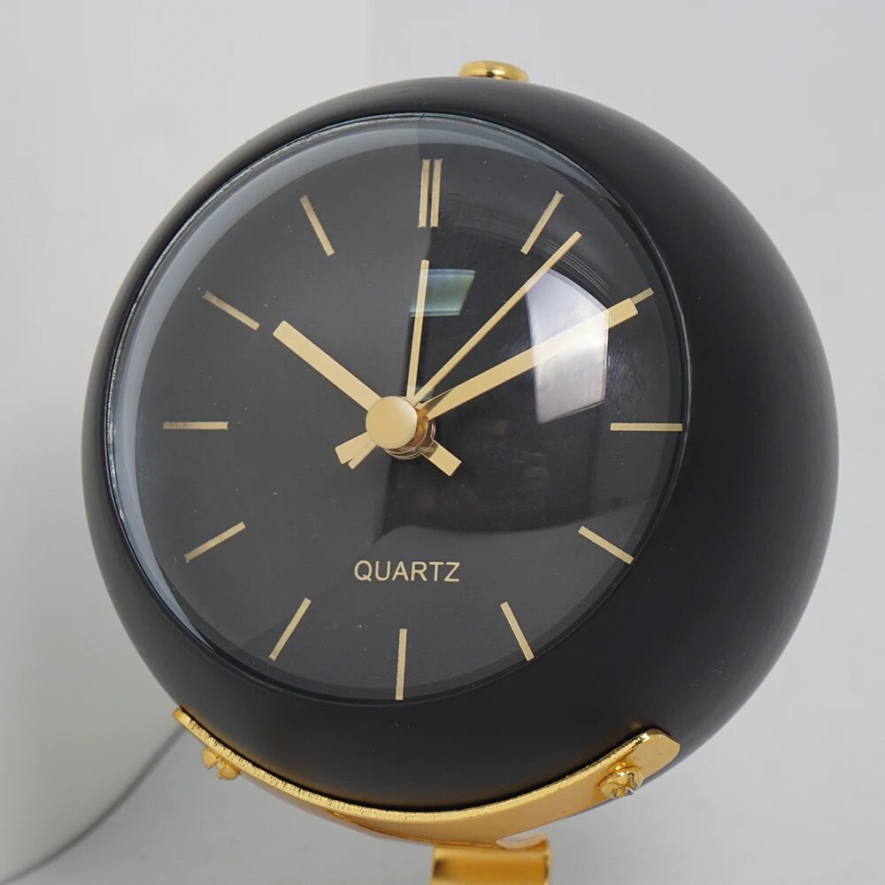 Electronic Metal Table Clock, Modern Design