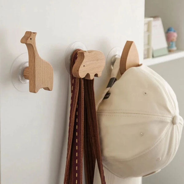 Patère murale animal en bois clair, style nordique