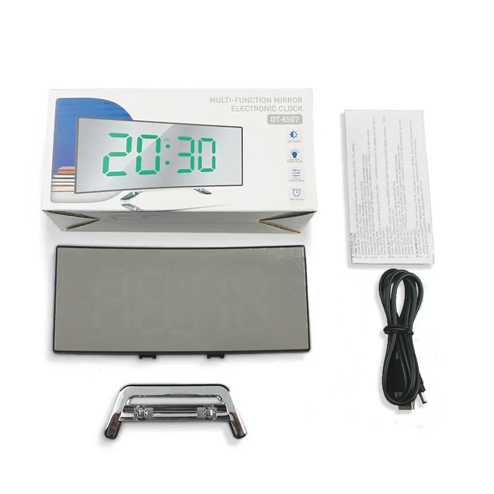 Reveil numerique LED design incurve