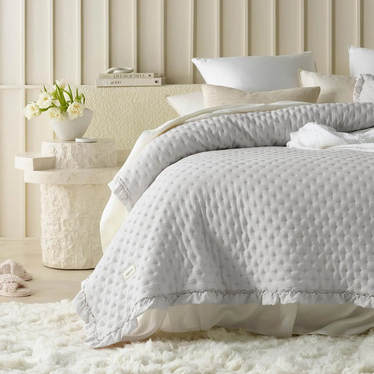 Scalloped Ruffle Bedspread in Washed Brushed Fabric