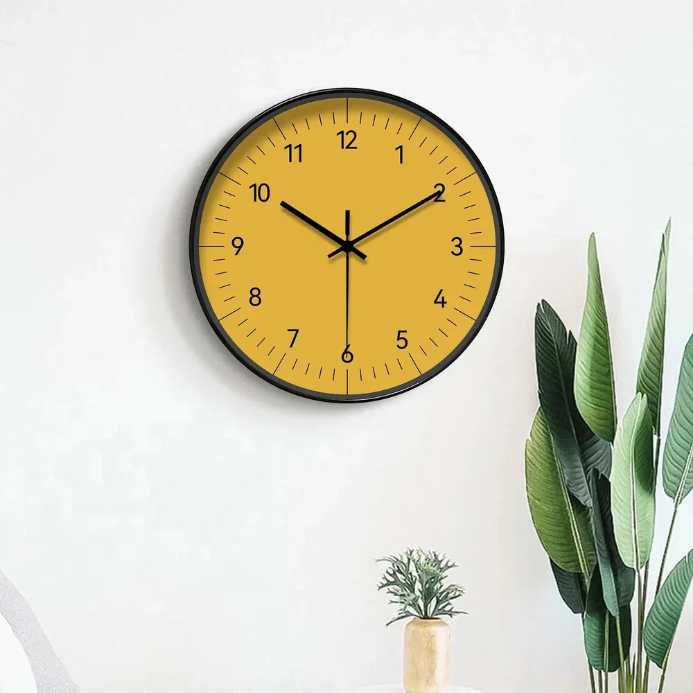 Horloge murale jaune minimaliste, mécanisme silencieux