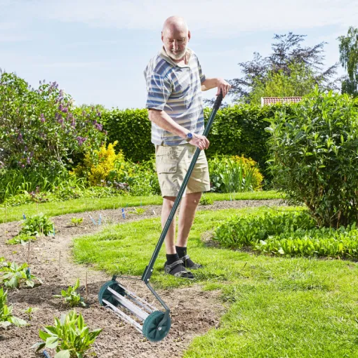 Sturdy Manual Lawn Soil Aerator