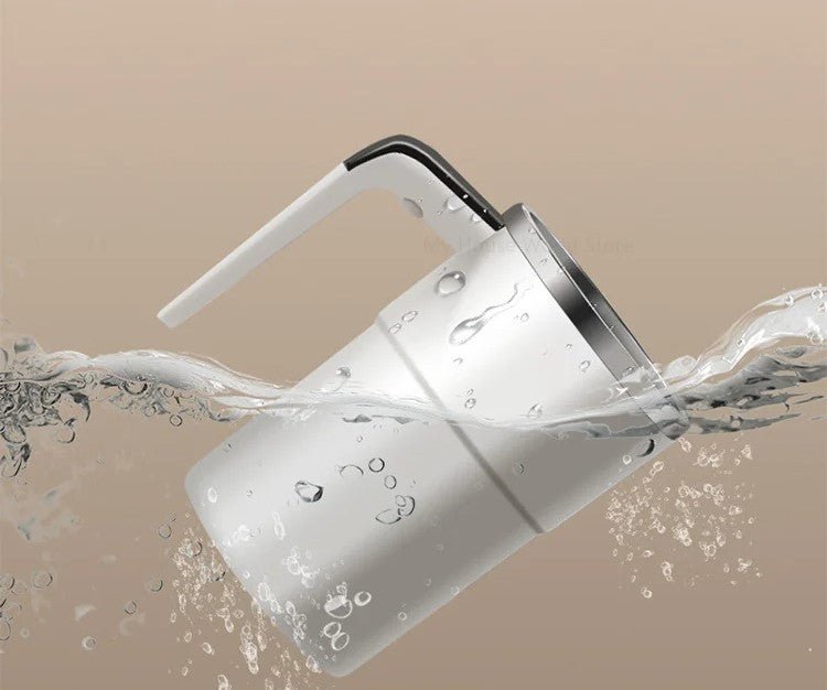 Mug rechargeable avec agitateur intégré