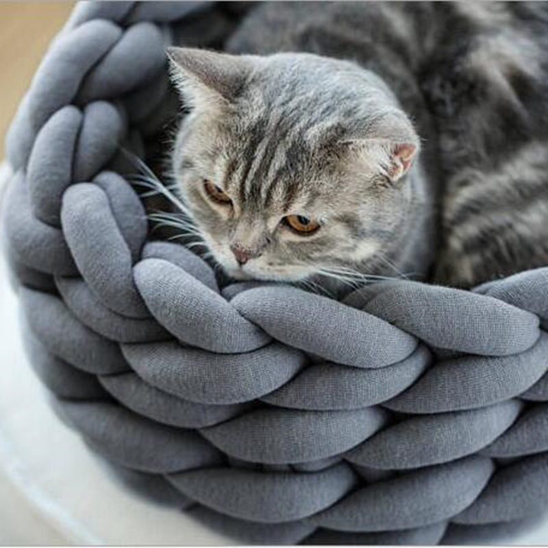 WoollyNest - Panier en Laine Tricotée pour Chat et Chien