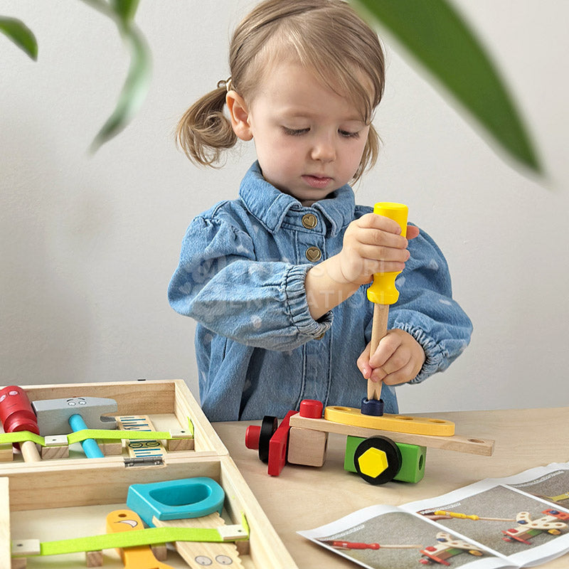 Caisse à outils en bois pour enfant, 8 outils