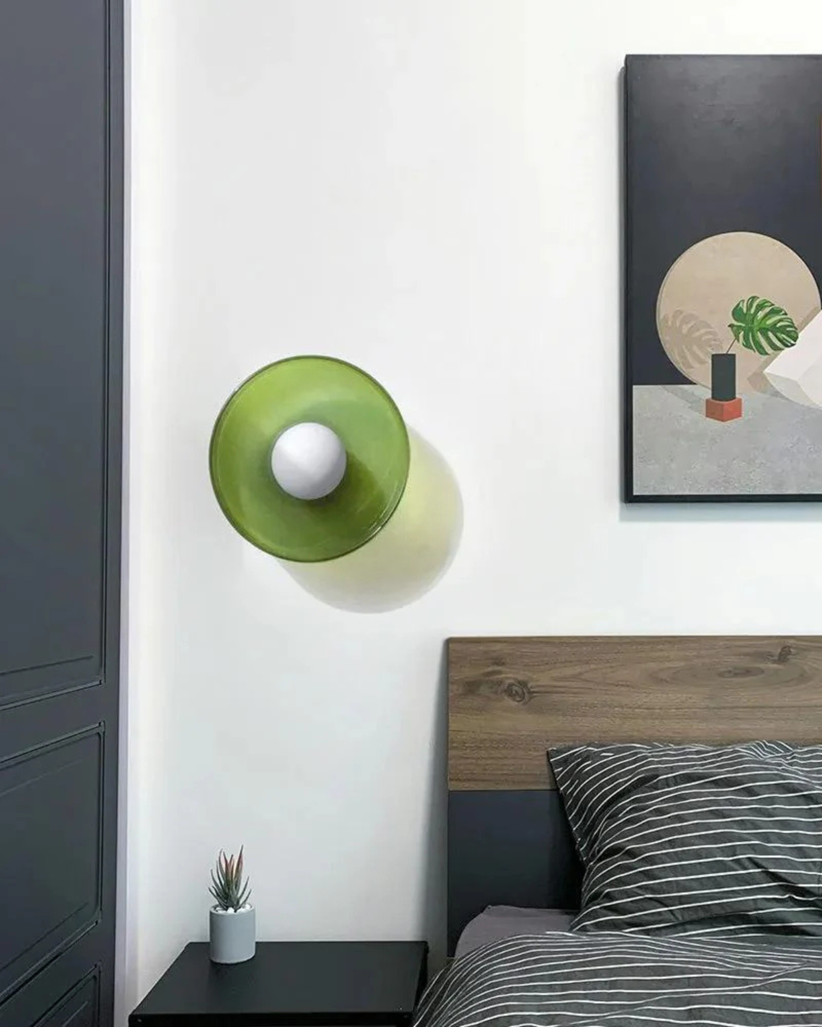 Applique murale sculpturale aux contours doux