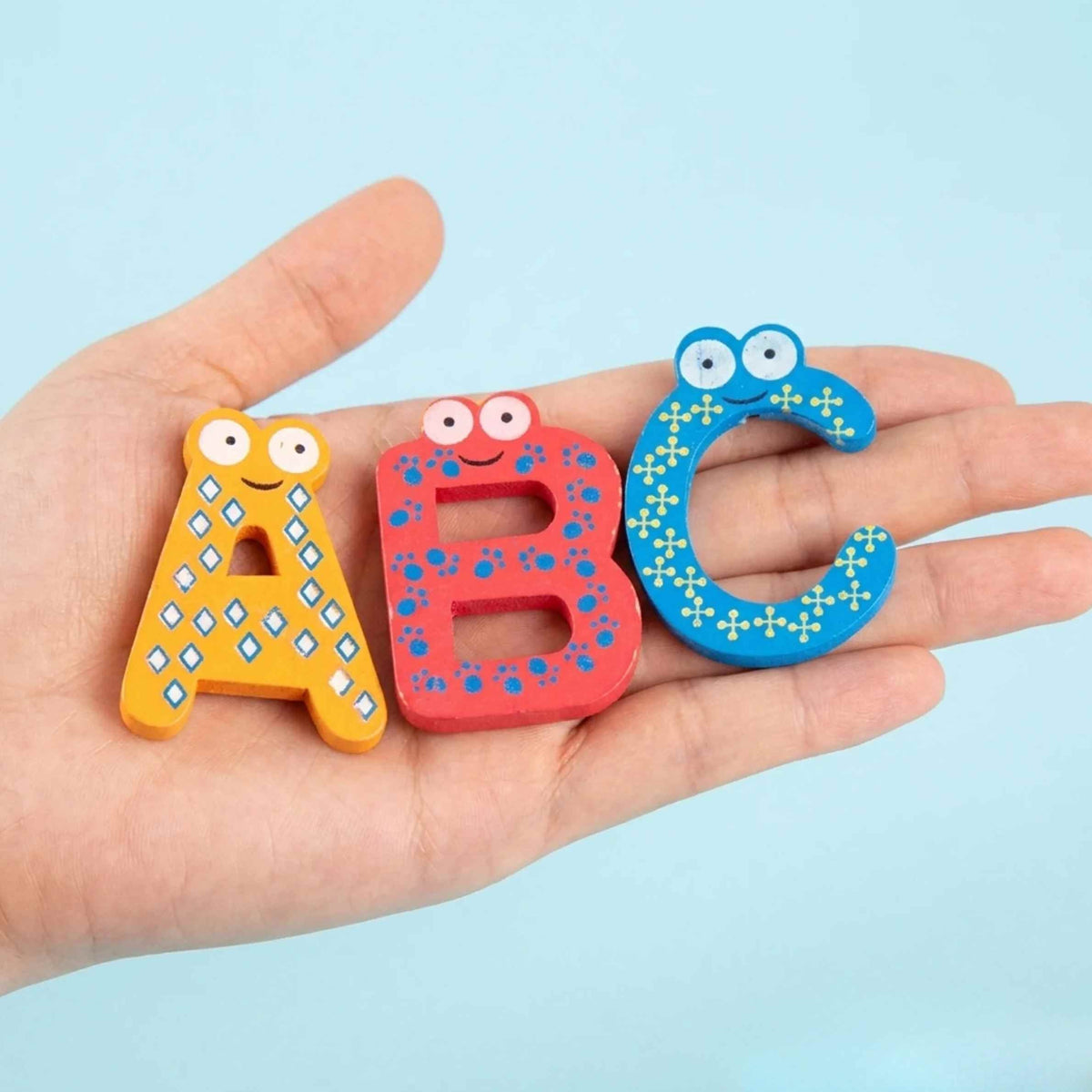 Lettres et chiffres magnétiques en bois pour enfant