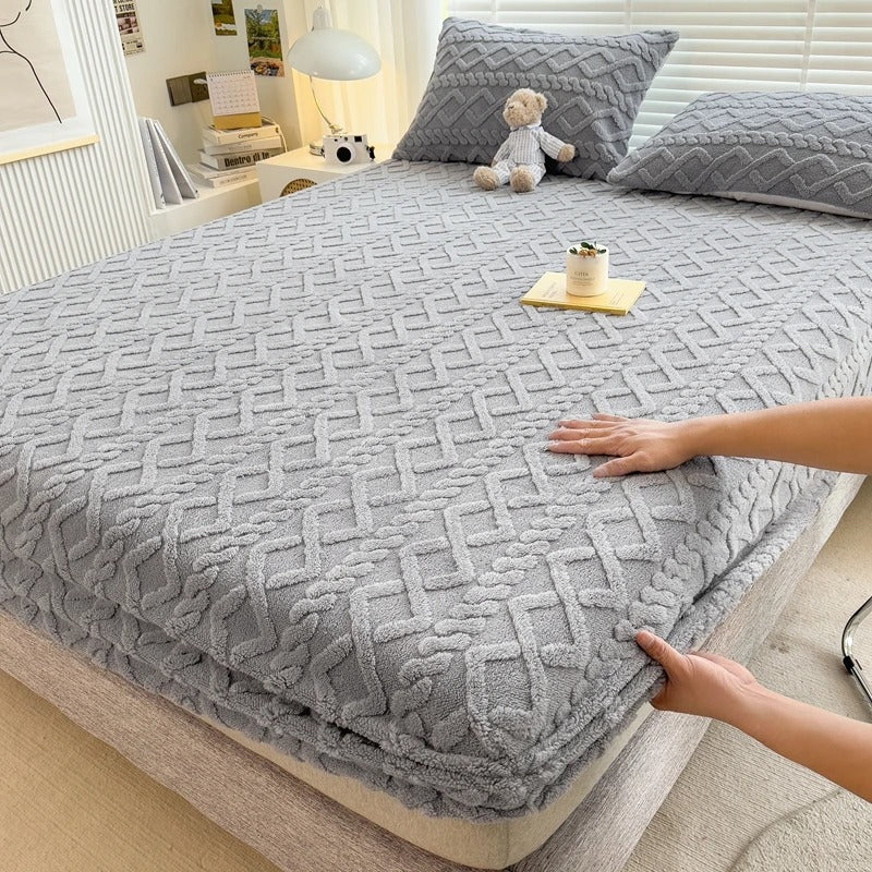 Thick Plush Velvet Fitted Sheet, 25 cm Deep Pocket